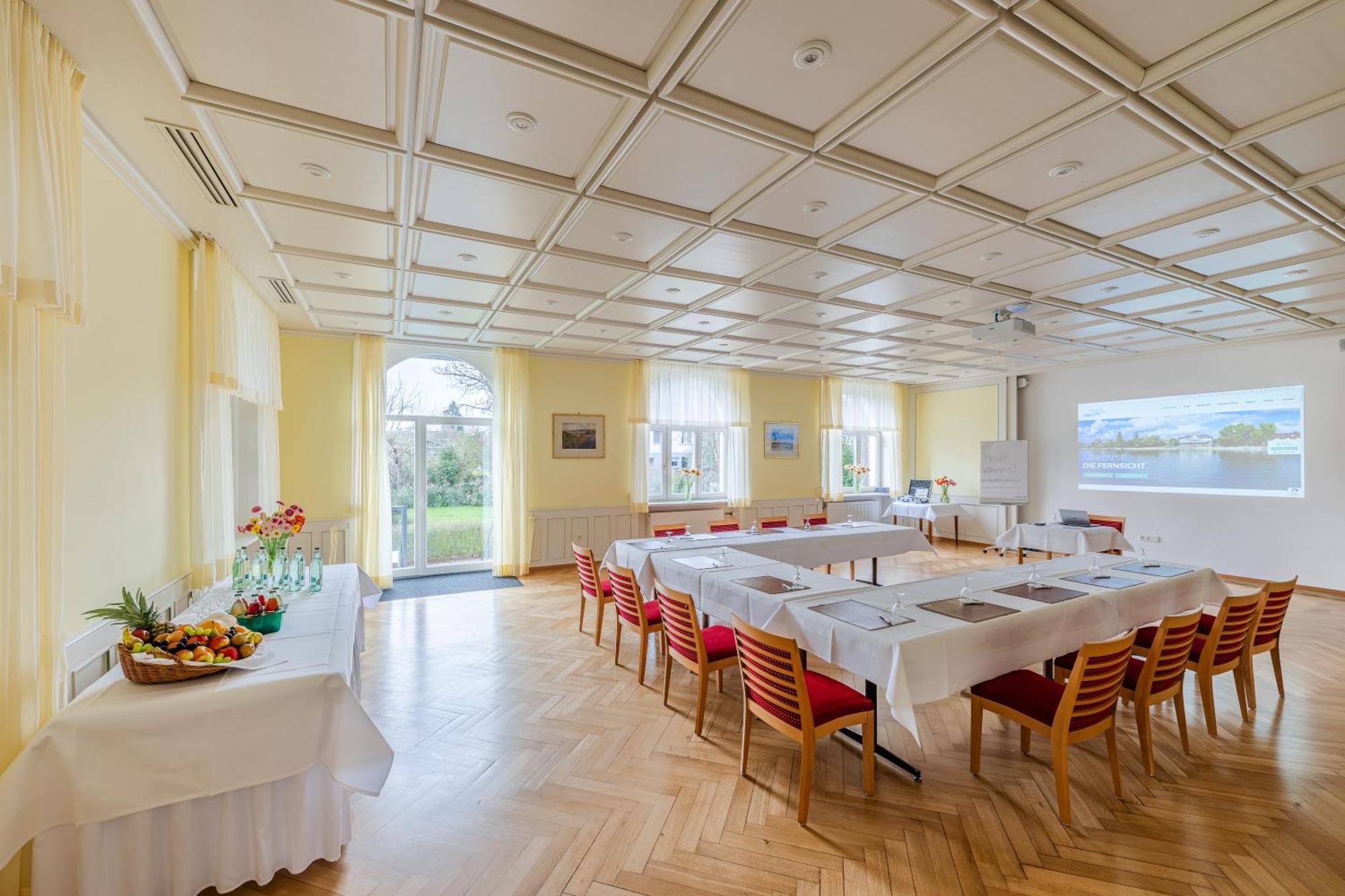 Strandhotel Loechnerhaus Reichenau Eksteriør bilde