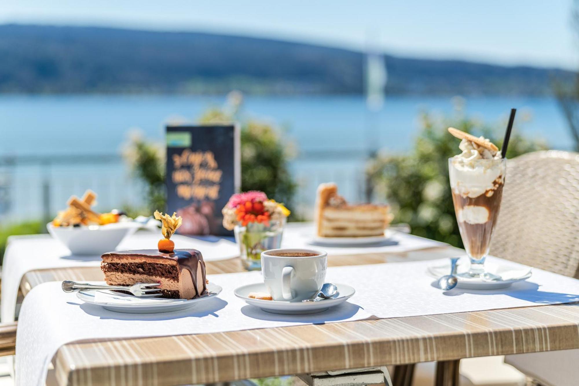 Strandhotel Loechnerhaus Reichenau Eksteriør bilde