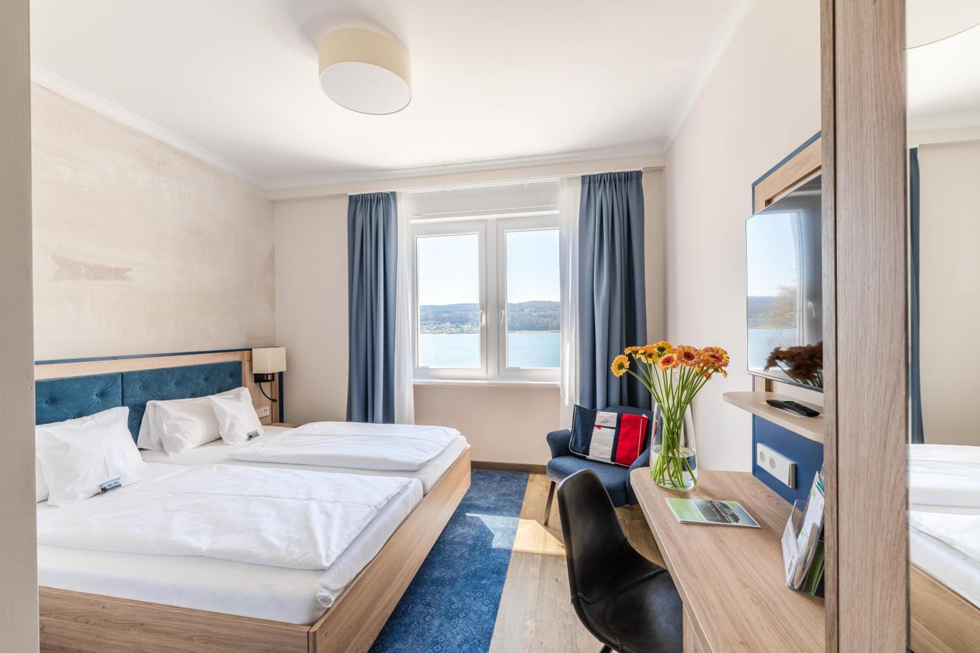 Strandhotel Loechnerhaus Reichenau Eksteriør bilde